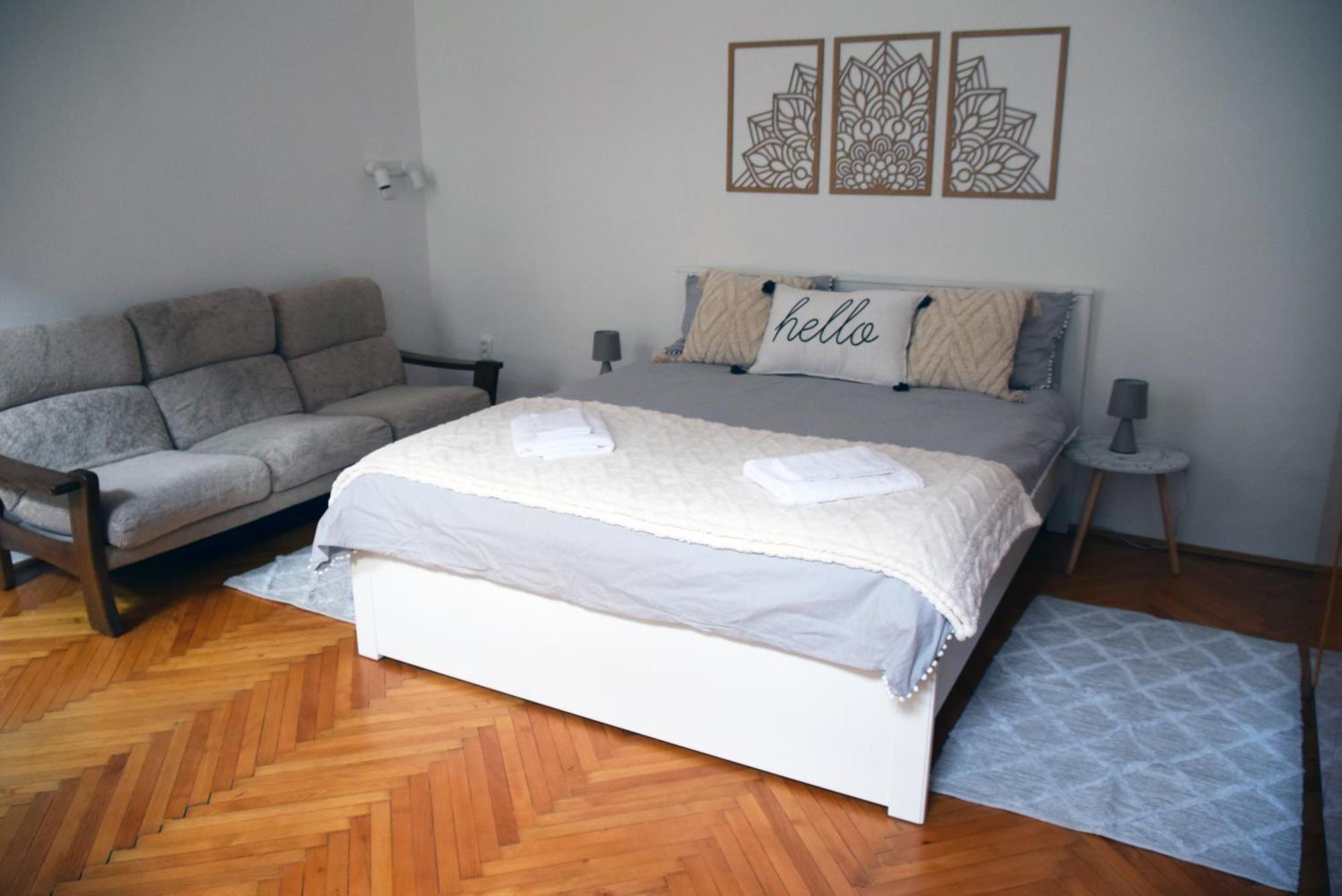 Hi!5 Spacious Apartment Budapest Palotanegyed Luaran gambar